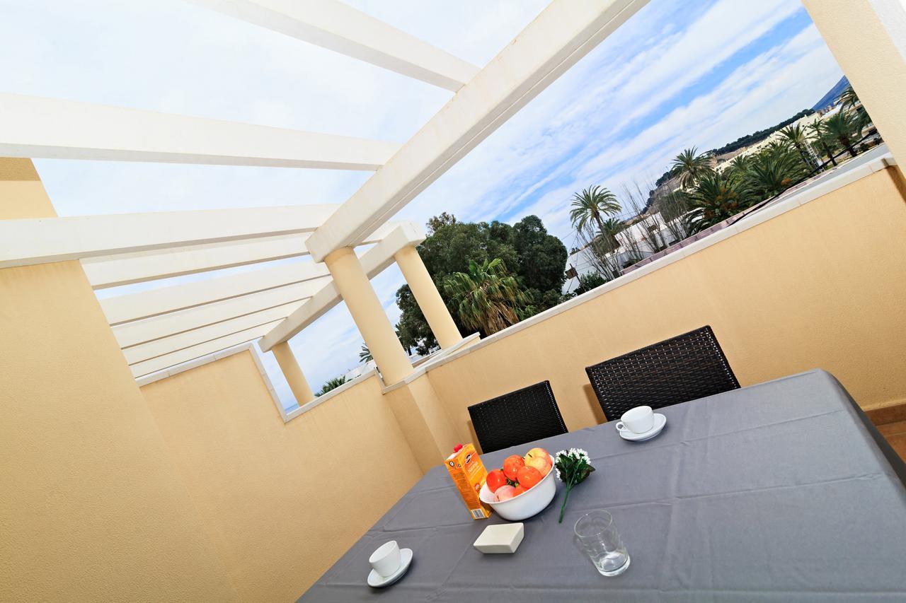 Apartamentos Carlton Vyb Denia Exterior foto